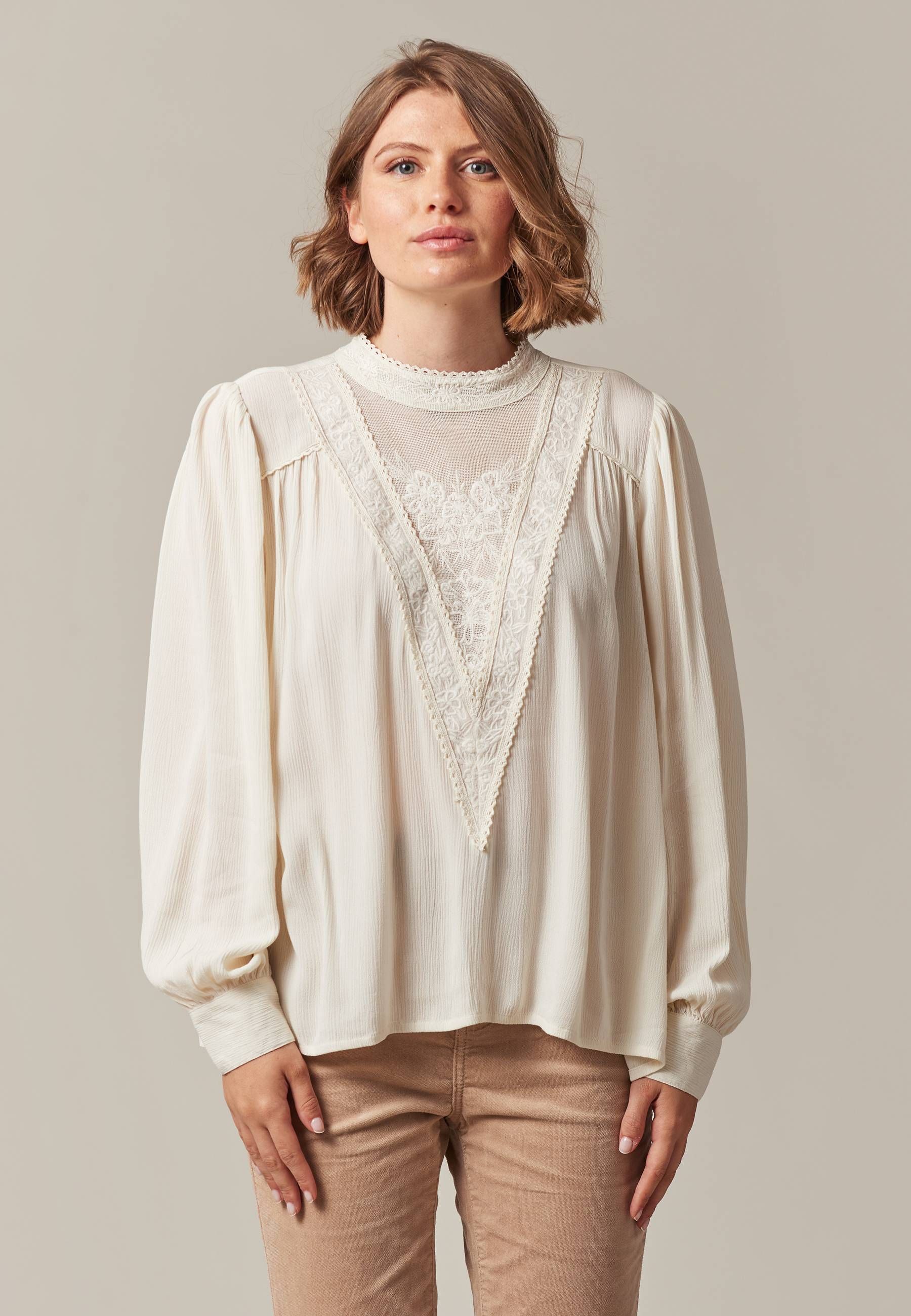 CLOTY Blouse