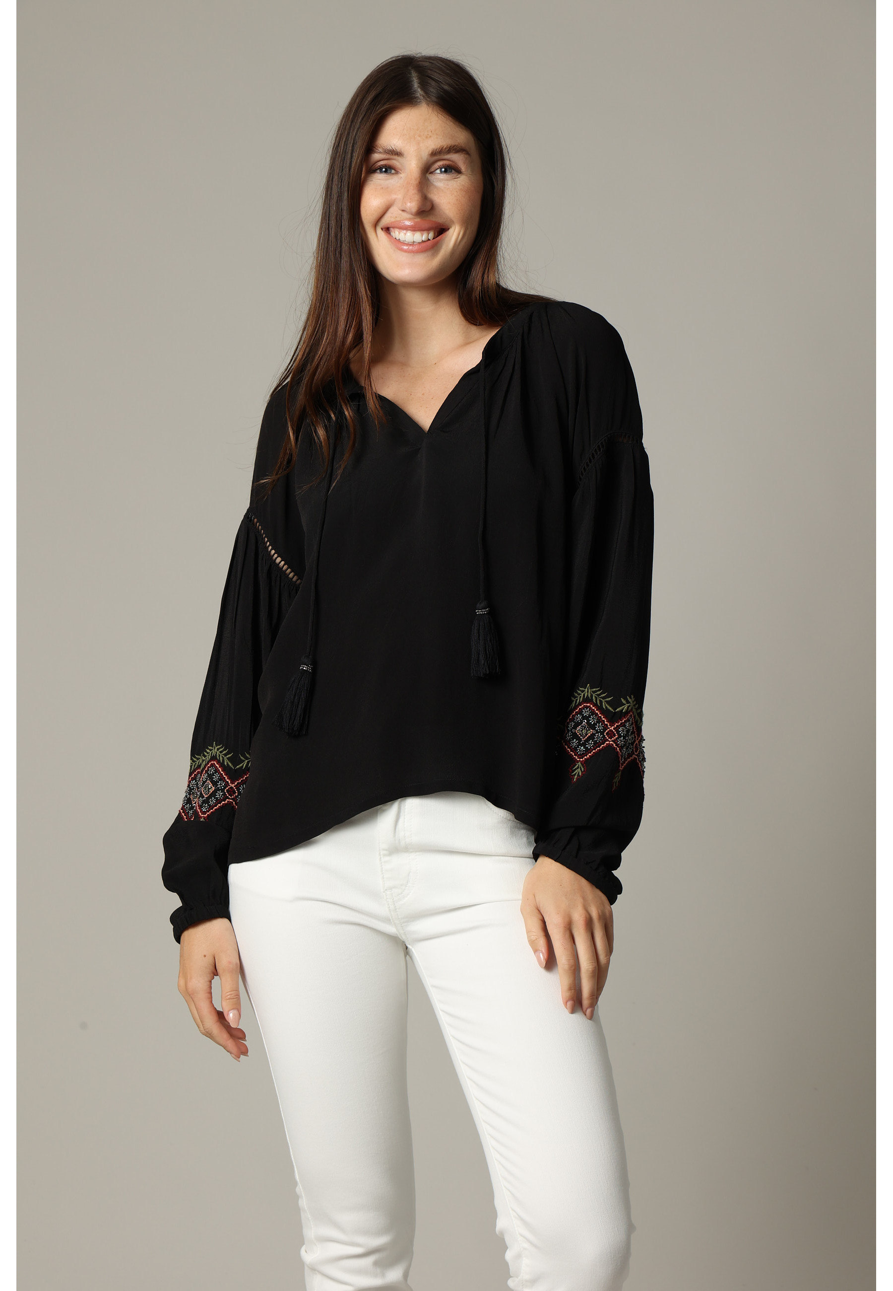 Blouse AMRIT - Deeluxe - Modalova