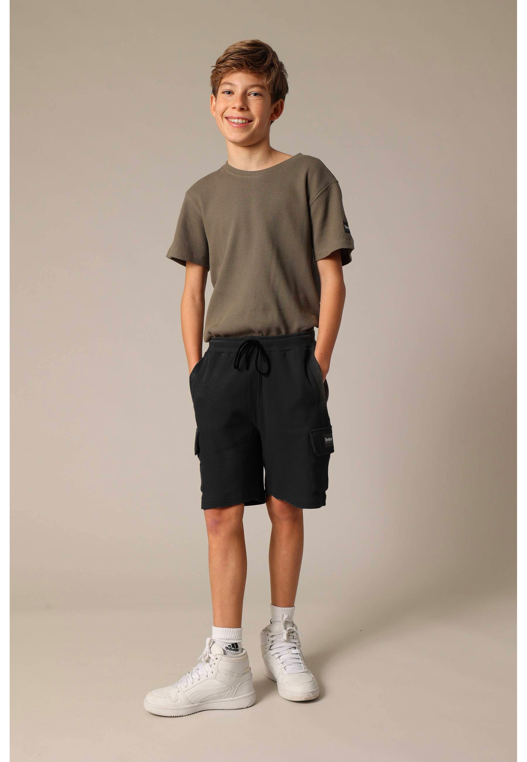 Short HOBART Short HOBART