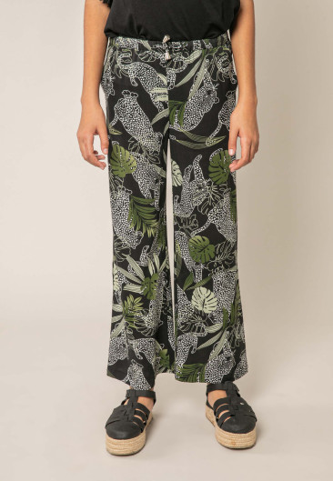 LEOVA black pants for girls size 8-0