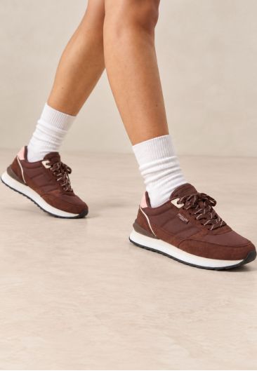 06V9502W_DANIKA_BROWN2
