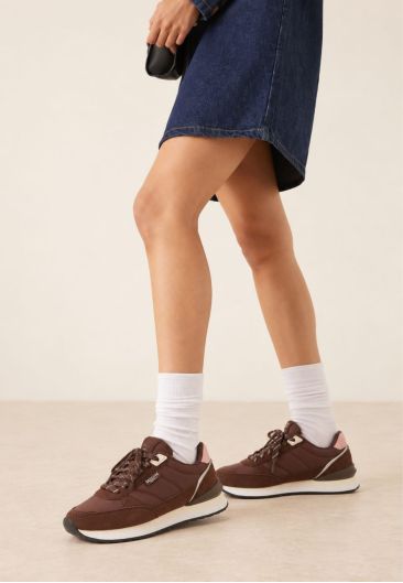 06V9502W_DANIKA_BROWN2