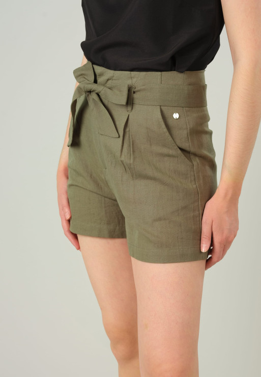 Short AURIA