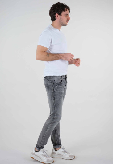 Jean CARLOS
